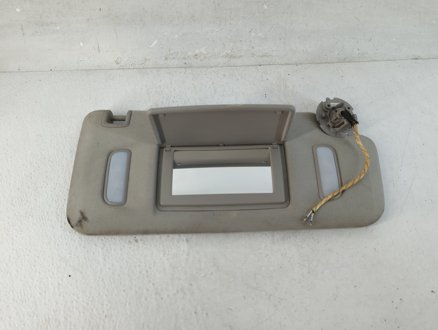 2010-2017 Gmc Terrain Sun Visor Shade Replacement Driver Left Mirror Fits Fits 2010 2011 2012 2013 2014 2015 2016 2017 OEM U
