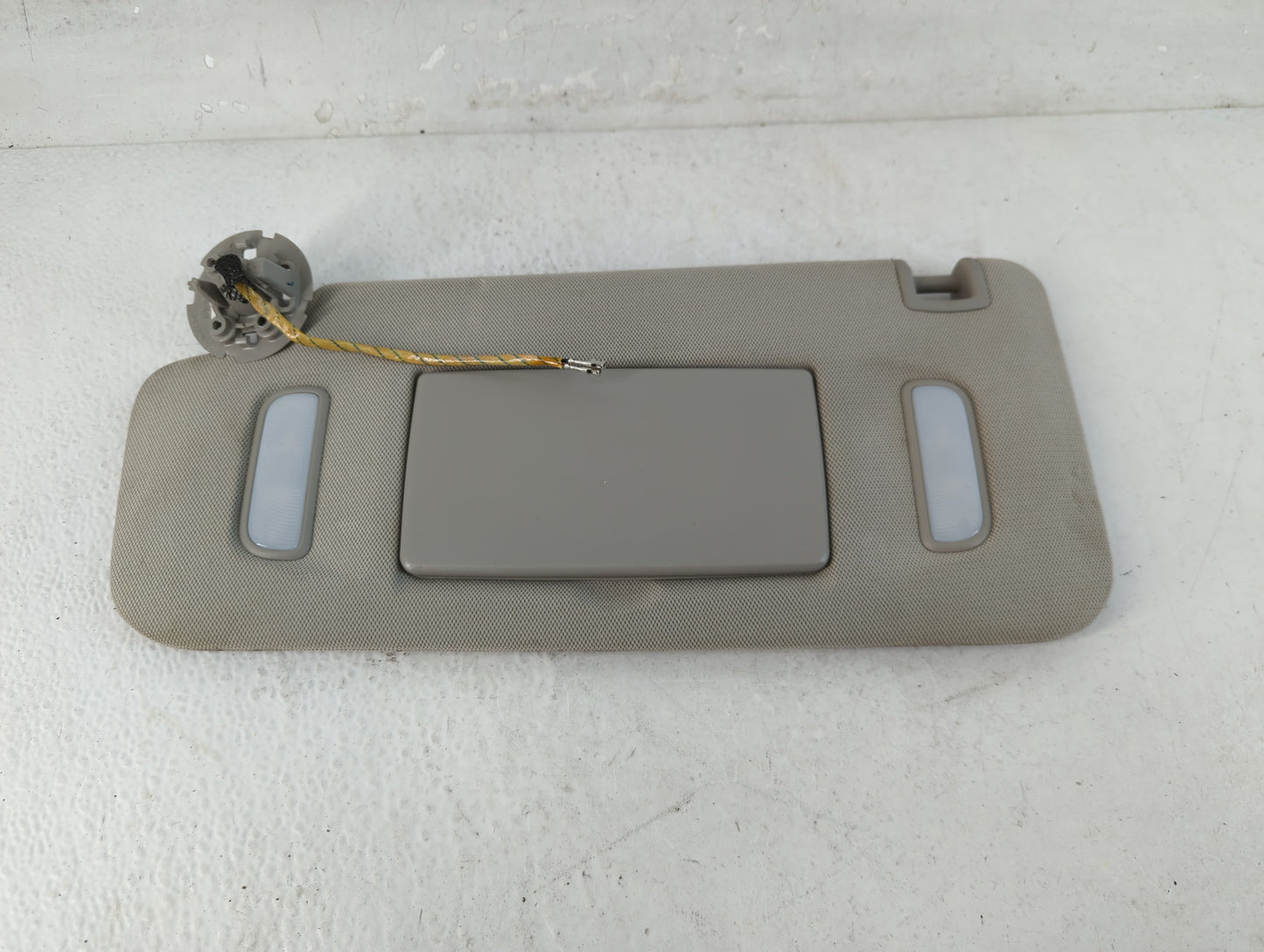 2010-2017 Gmc Terrain Sun Visor Shade Replacement Passenger Right Mirror Fits Fits 2010 2011 2012 2013 2014 2015 2016 2017 O