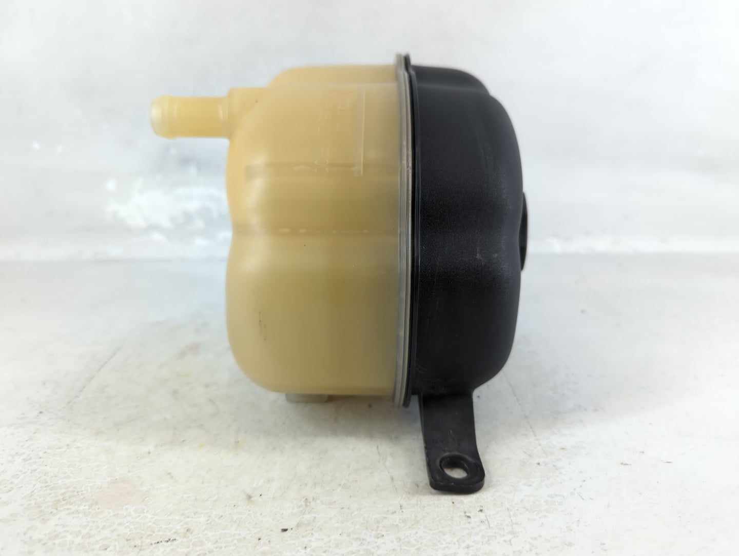 2010-2017 Gmc Terrain Radiator Coolant Overflow Expansion Tank Bottle 891695 - Oemusedautoparts1.com