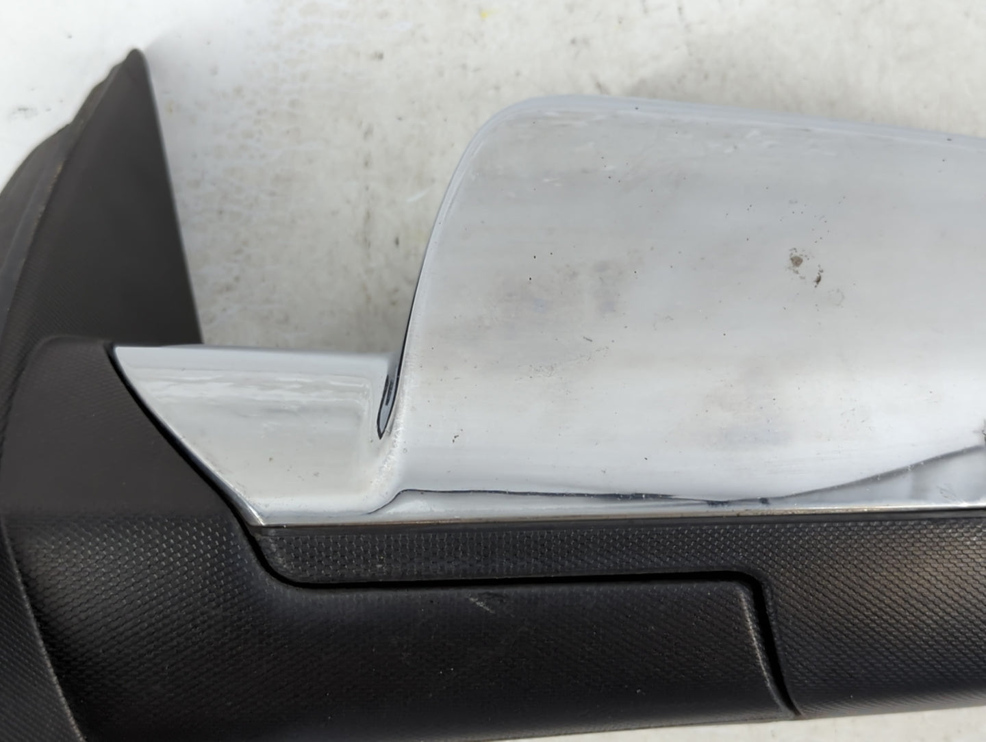 2010-2011 Gmc Terrain Driver Left Side View Manual Door Mirror Chrome - Oemusedautoparts1.com
