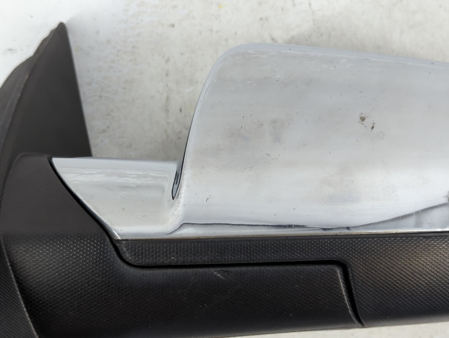 2010-2011 Gmc Terrain Driver Left Side View Manual Door Mirror Chrome - Oemusedautoparts1.com