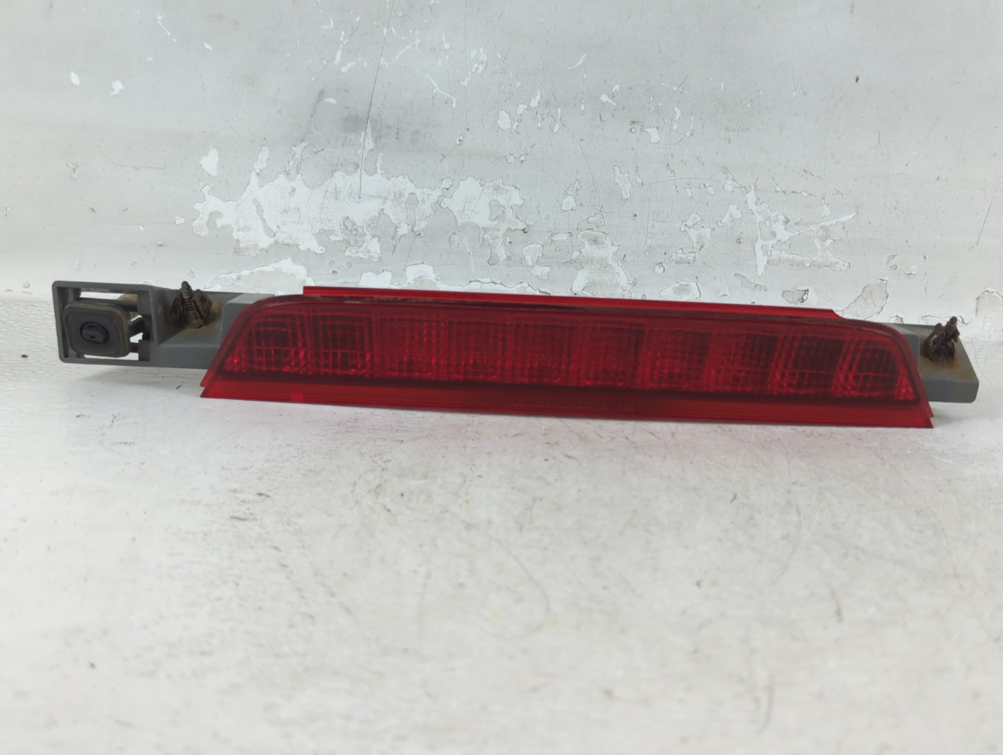 2011 Gmc Terrain Third Brake Light Tail Light Fits OEM Used Auto Parts - Oemusedautoparts1.com