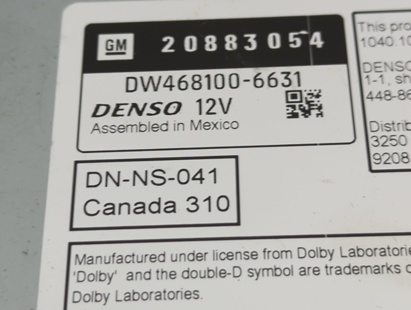 2011 Gmc Yukon Radio AM FM Cd Player Receiver Replacement P/N:DW468100-6631 20883054 Fits OEM Used Auto Parts - Oemusedautop
