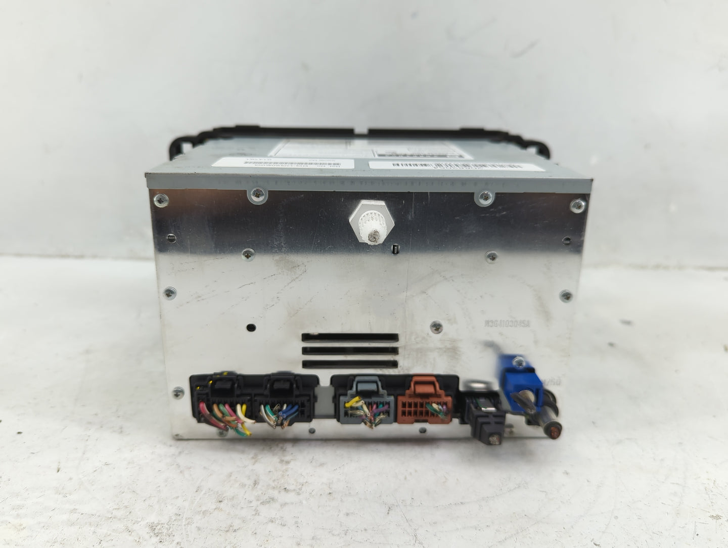 2011 Gmc Yukon Radio AM FM Cd Player Receiver Replacement P/N:DW468100-6631 20883054 Fits OEM Used Auto Parts - Oemusedautop