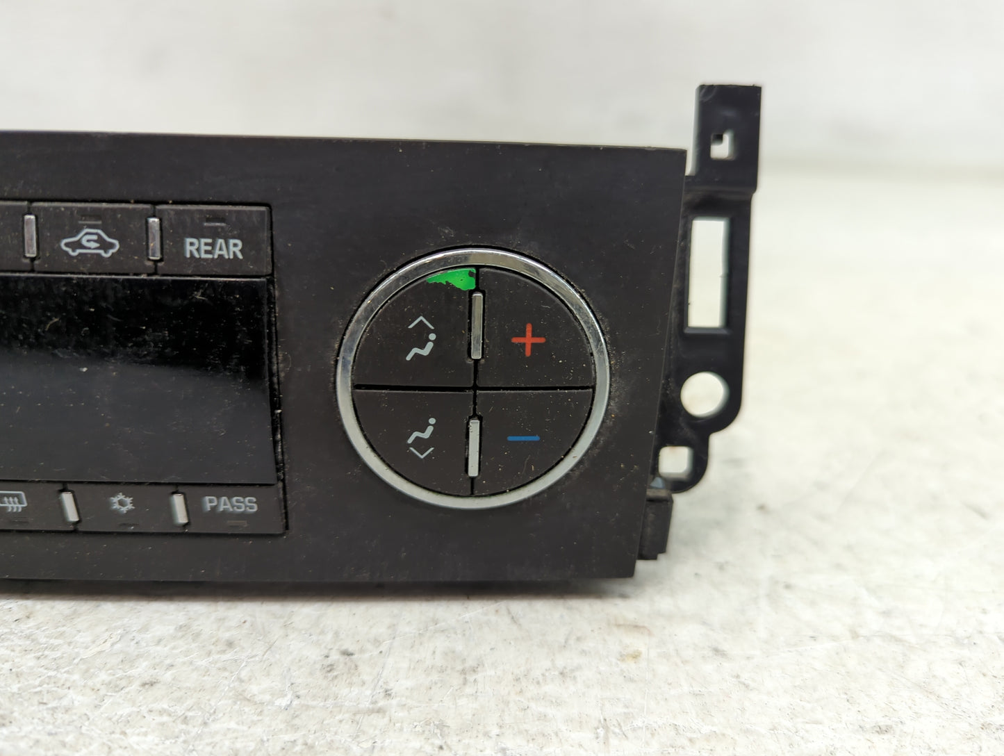 2007-2011 Gmc Yukon Climate Control Module Temperature AC/Heater Replacement P/N:25936130 Fits Fits 2007 2008 2009 2010 2011