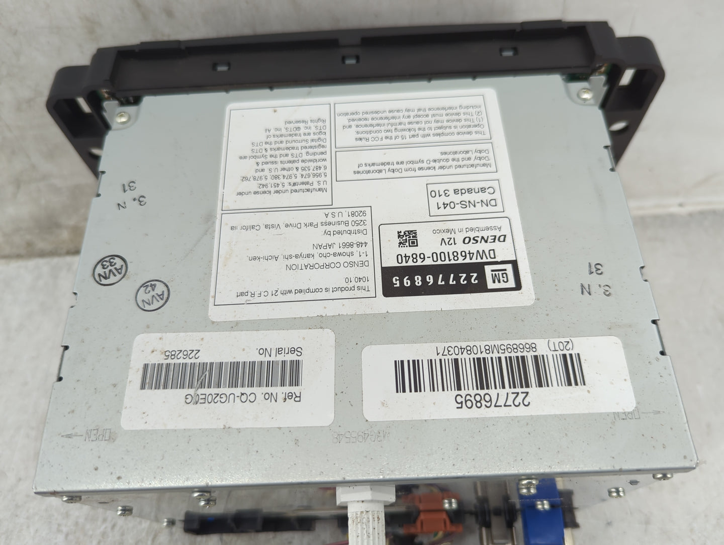 2011 Gmc Yukon Radio AM FM Cd Player Receiver Replacement Fits OEM Used Auto Parts - Oemusedautoparts1.com
