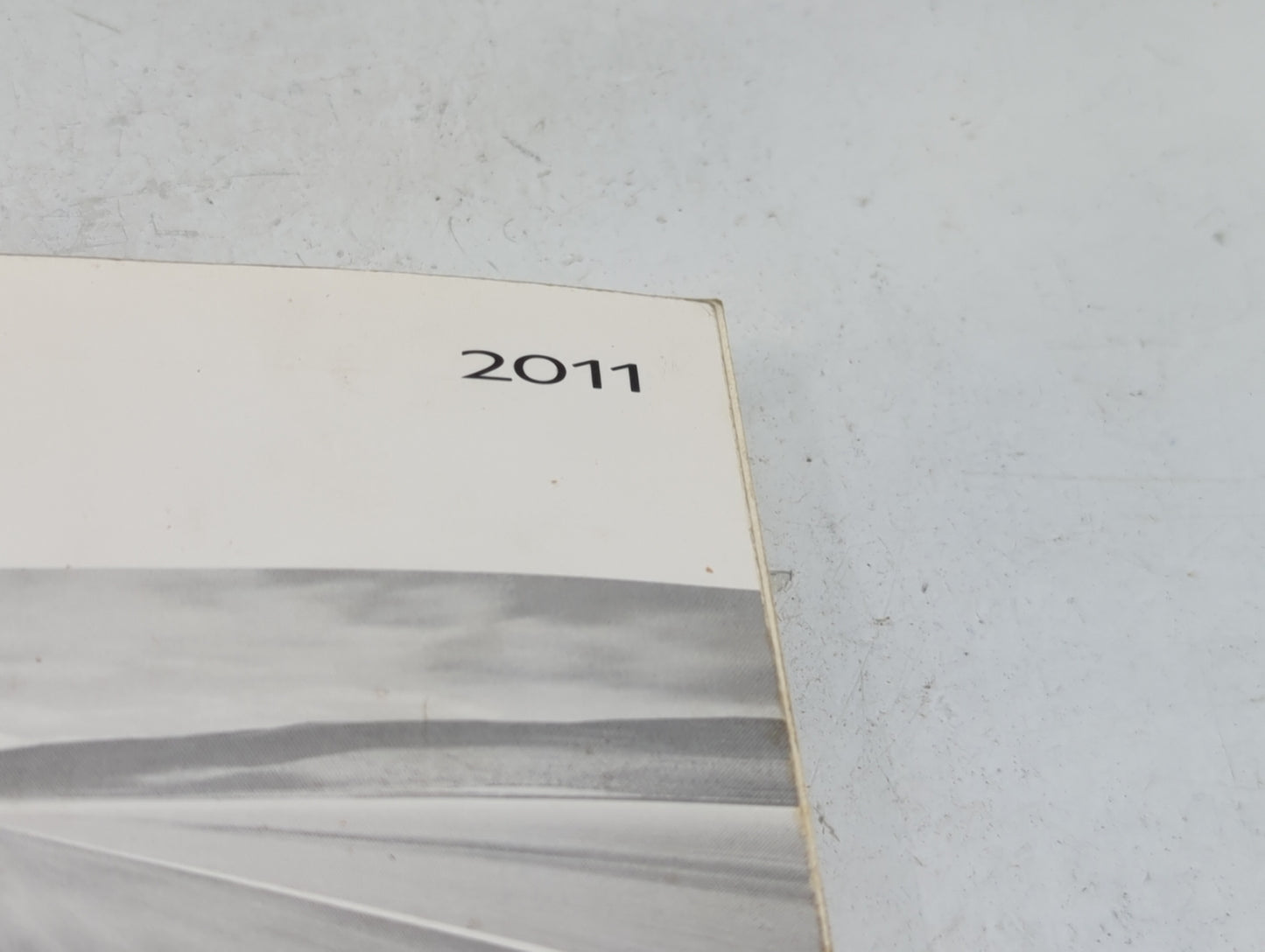 2011 Gmc Yukon Owners Manual Book Guide P/N:25965918 OEM Used Auto Parts - Oemusedautoparts1.com