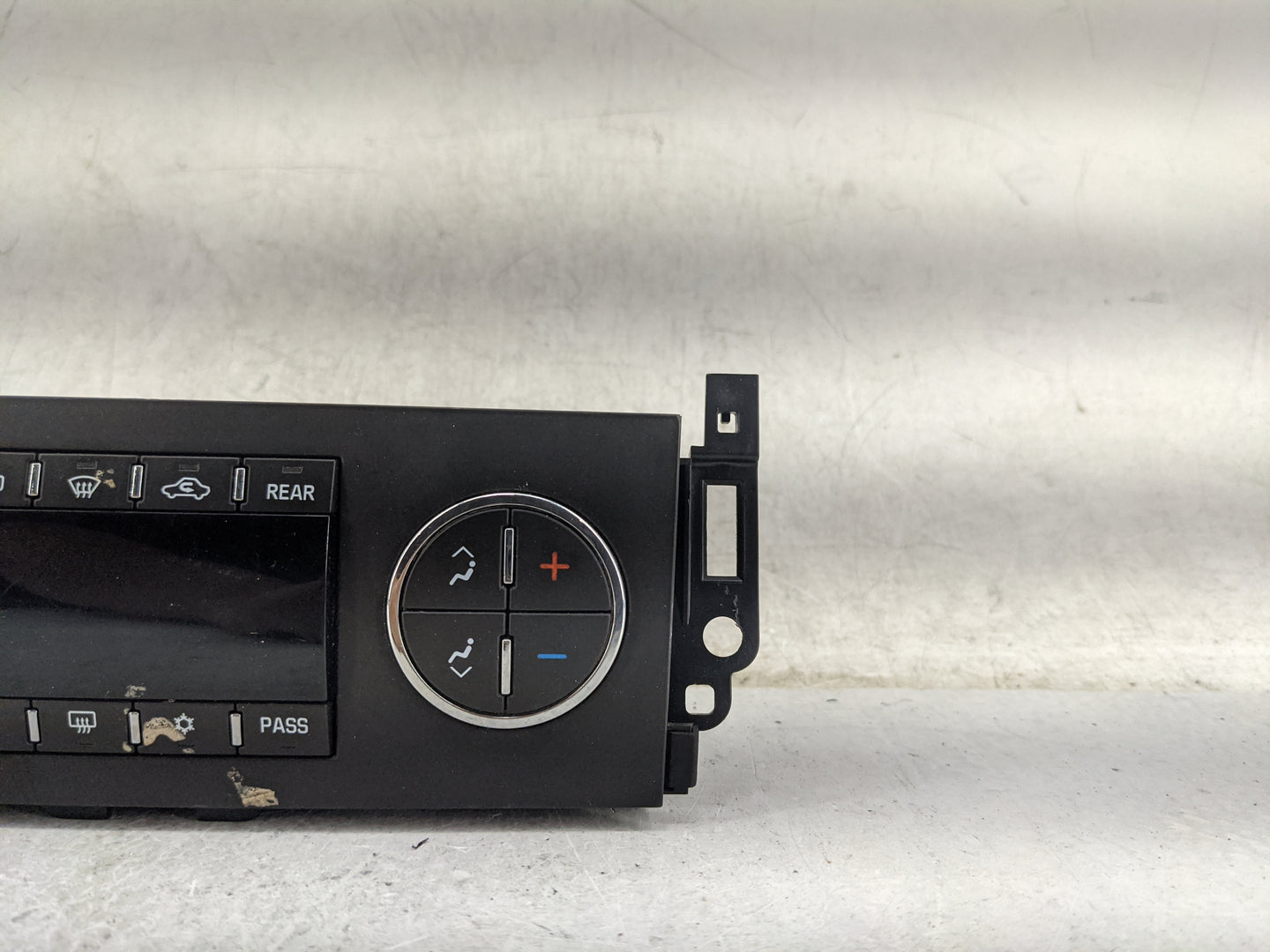 2007-2011 Gmc Yukon Climate Control Module Temperature AC/Heater Replacement P/N:25936130 38613OR003060597 Fits OEM Used Aut