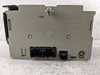 2010-2014 Gmc Yukon Radio AM FM Cd Player Receiver Replacement P/N:20934593 28256335 Fits OEM Used Auto Parts - Oemusedautop
