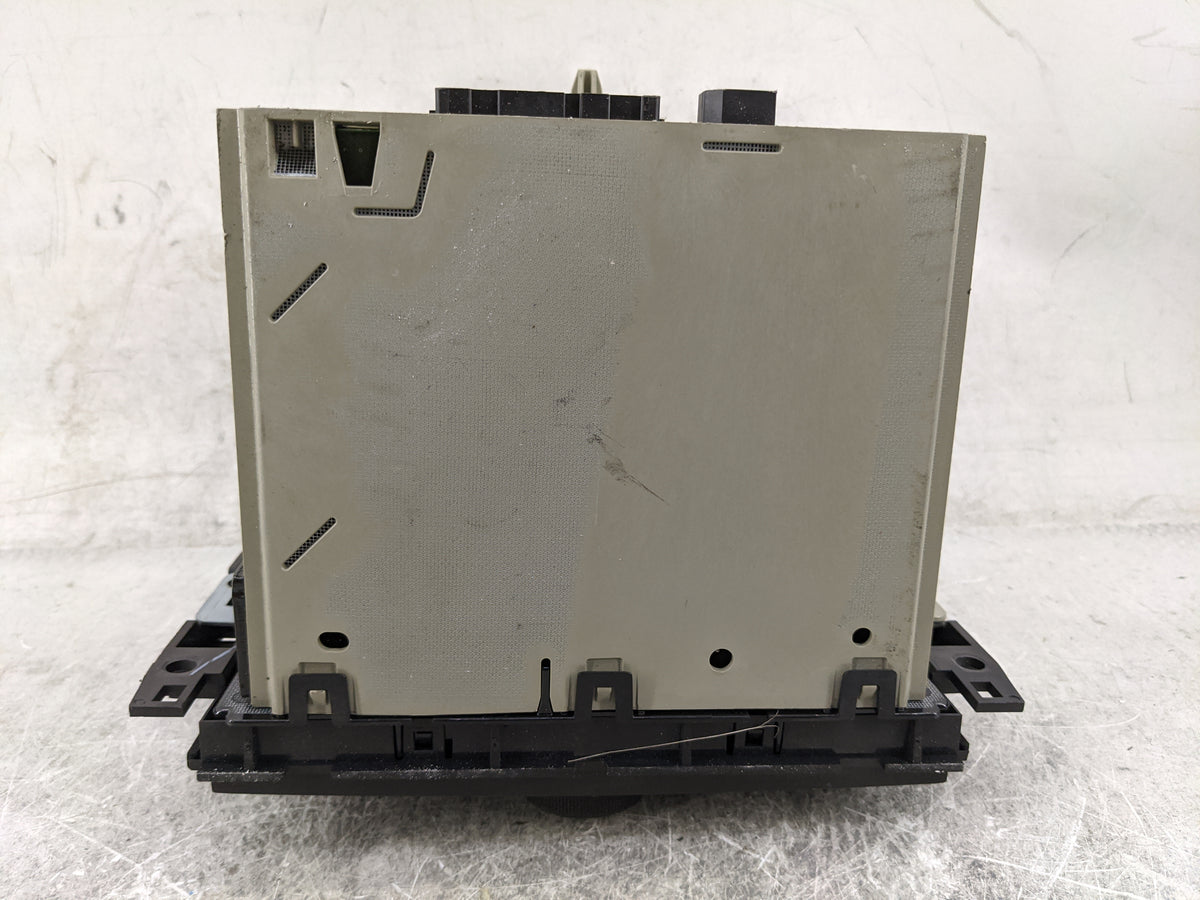 2010-2014 Gmc Yukon Radio AM FM Cd Player Receiver Replacement P/N:20934593 28256335 Fits OEM Used Auto Parts - Oemusedautop