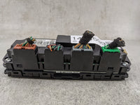 2007-2011 Gmc Yukon Climate Control Module Temperature AC/Heater Replacement P/N:25936130 386130R010250258 Fits OEM Used Aut