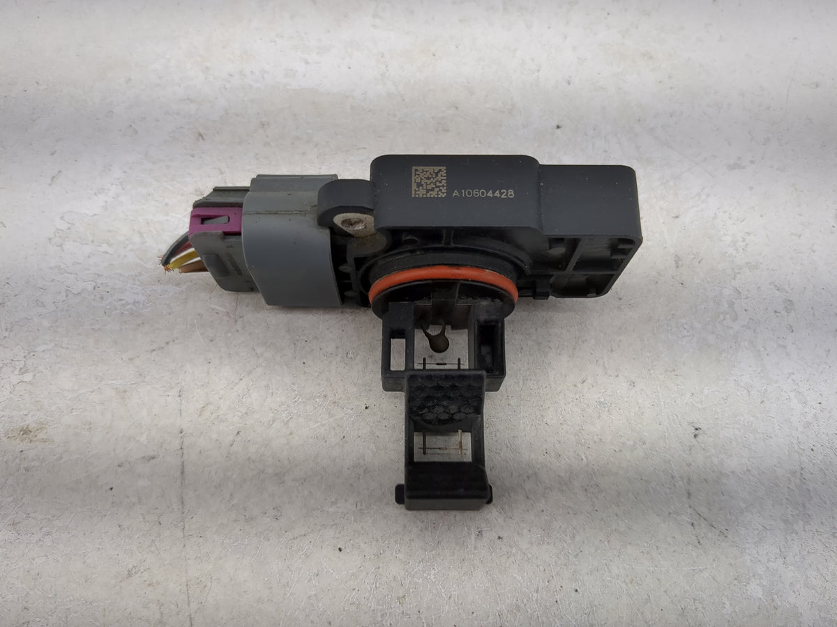 2009-2014 Gmc Yukon Mass Air Flow Meter Maf Sensor 1486047 - Oemusedautoparts1.com