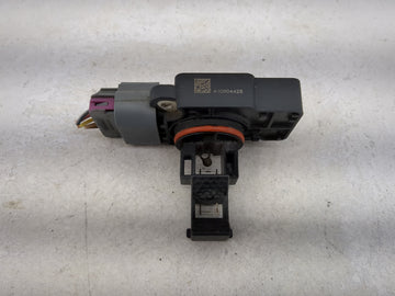 2009-2014 Gmc Yukon Mass Air Flow Meter Maf Sensor 1486047 - Oemusedautoparts1.com