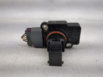 2009-2014 Gmc Yukon Mass Air Flow Meter Maf Sensor 1486047