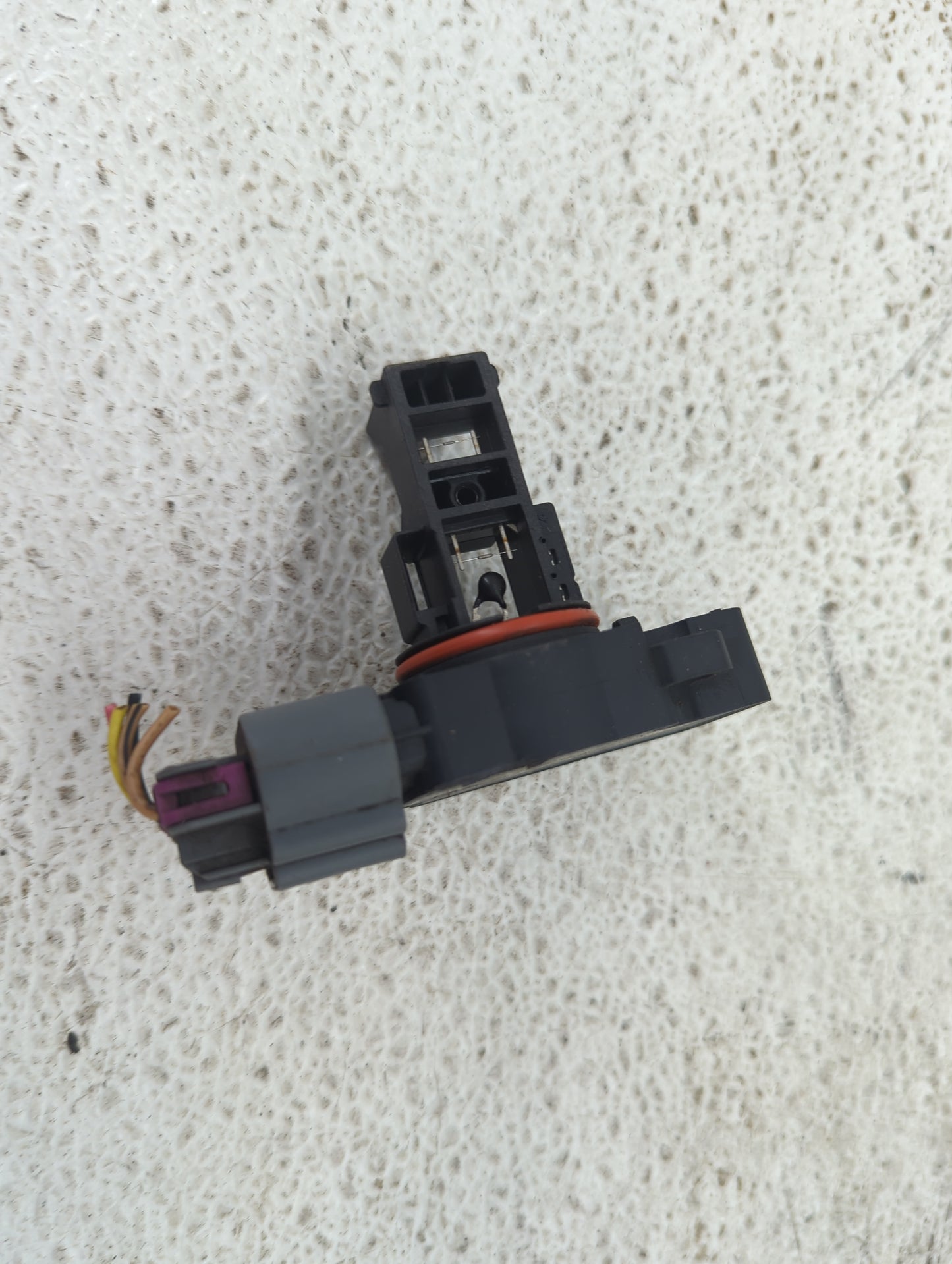 2009-2014 Gmc Yukon Mass Air Flow Meter Maf 1487863 - Oemusedautoparts1.com