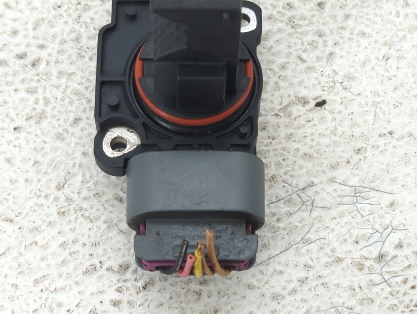 2009-2014 Gmc Yukon Mass Air Flow Meter Maf 1487863 - Oemusedautoparts1.com