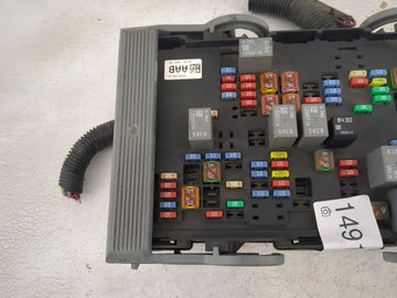 2010-2014 Gmc Yukon Fusebox Fuse Box Panel Relay Module P/N:25941368_01 13500114, 13500113 Fits Fits 2010 2011 2012 2013 2014 OEM Used Auto Parts