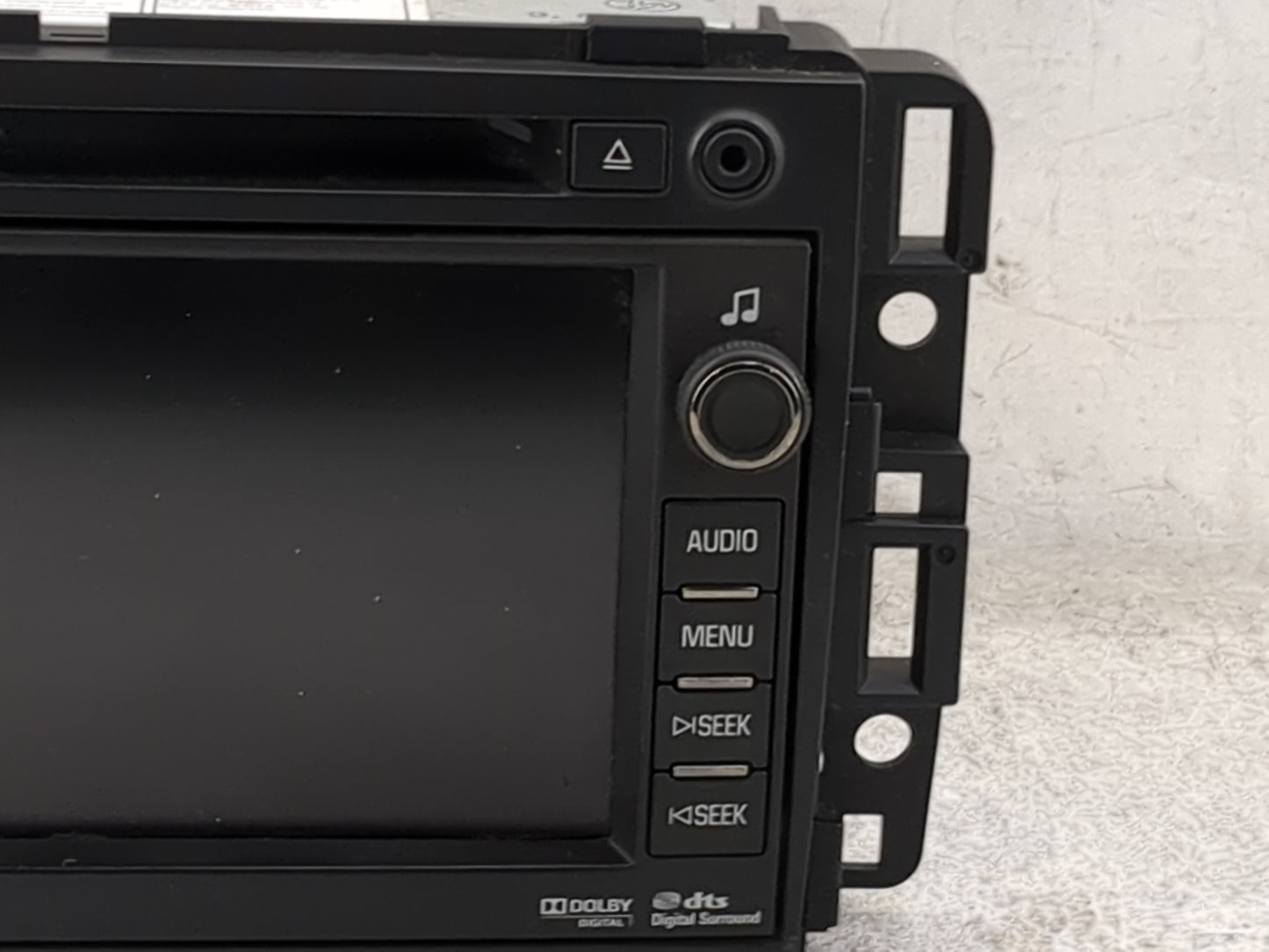 2011 Gmc Yukon Radio AM FM Cd Player Receiver Replacement P/N:20883054 DW468100-6631, DN-NS-041 Fits OEM Used Auto Parts - O