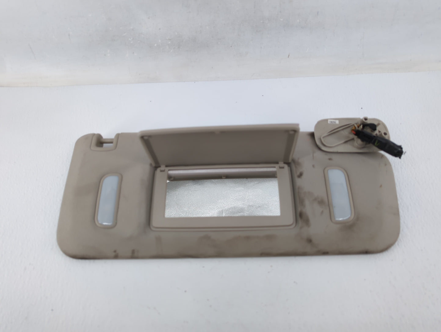 2007-2014 Gmc Yukon Sun Visor Shade Replacement Passenger Right Mirror Fits Fits 2007 2008 2009 2010 2011 2012 2013 2014 OEM