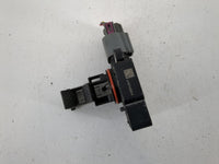 2009-2014 Gmc Yukon Xl 1500 Mass Air Flow Meter Maf - Oemusedautoparts1.com