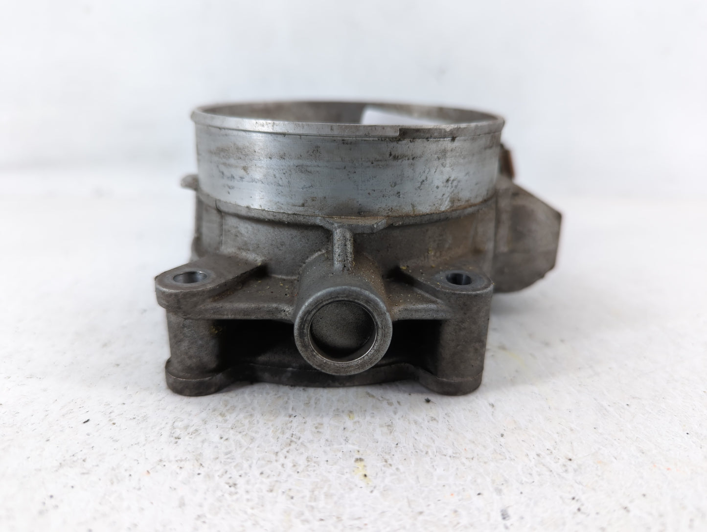 2009-2014 Gmc Yukon Xl 1500 Throttle Body P/N:RME87-3C Fits Fits 2009 2010 2011 2012 2013 2014 2015 OEM Used Auto Parts - Oe