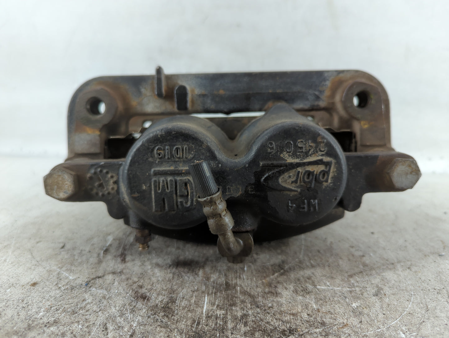 2007-2014 Gmc Yukon Xl 1500 Front Driver Left Brake Caliper - Oemusedautoparts1.com