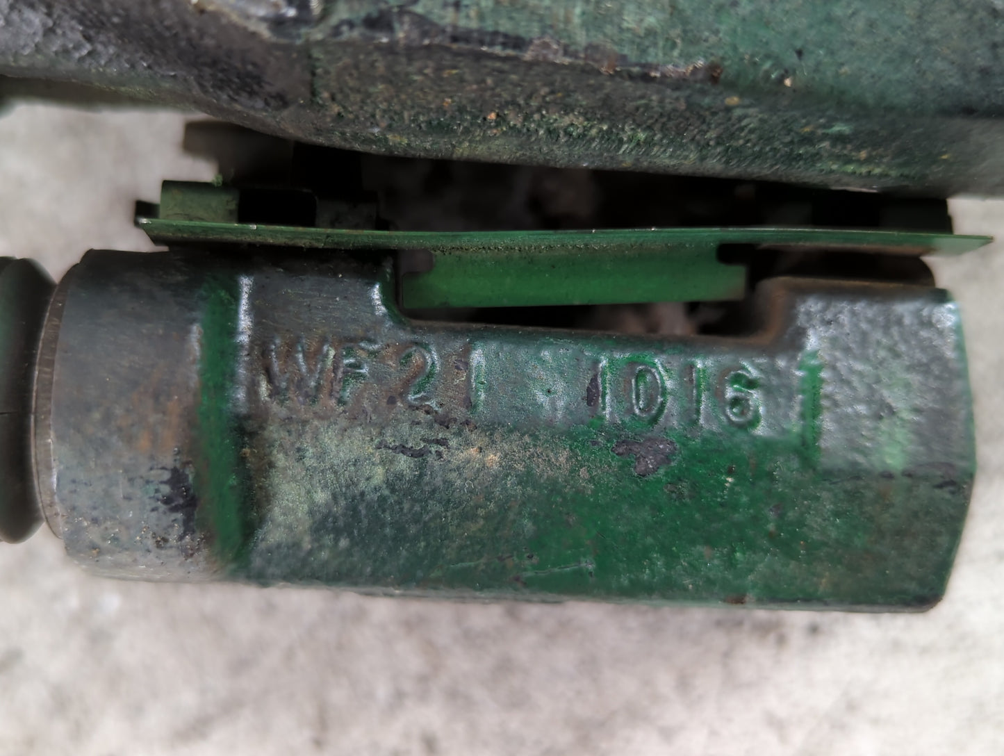 2007-2014 Gmc Yukon Xl 1500 Front Driver Left Brake Caliper - Oemusedautoparts1.com