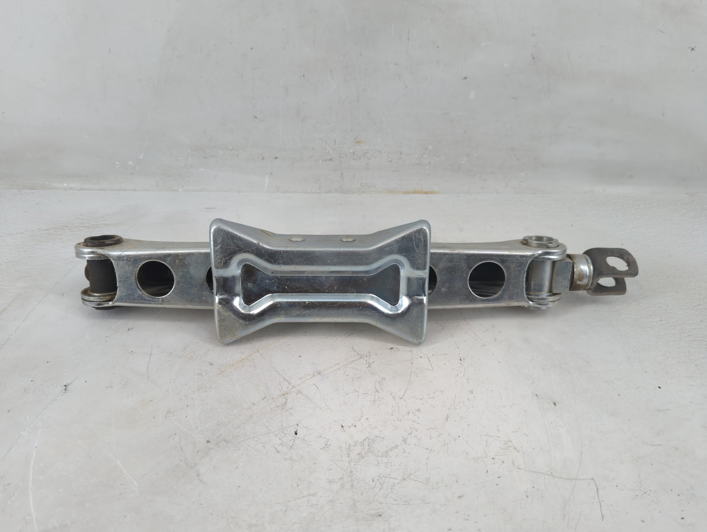 2011 Honda Accord Spare Scissor Car Jack - Oemusedautoparts1.com