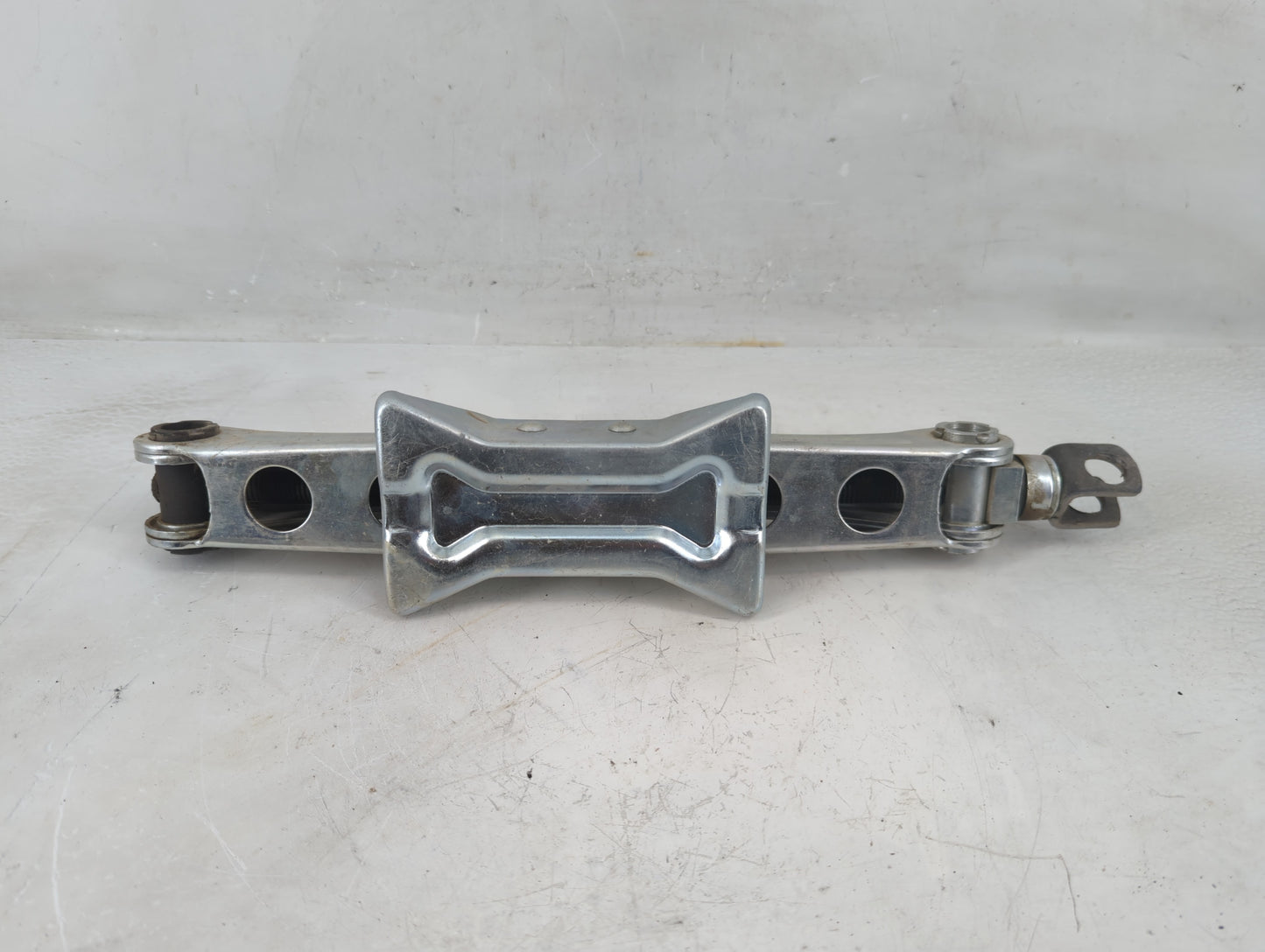 2011 Honda Accord Spare Scissor Car Jack - Oemusedautoparts1.com