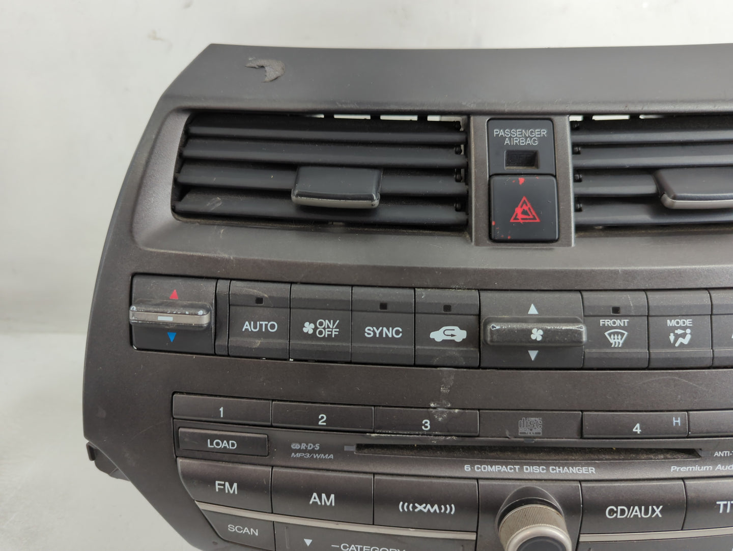 2011 Honda Accord Climate Control Module Temperature AC/Heater Replacement P/N:77260TA6 Fits OEM Used Auto Parts - Oemusedau