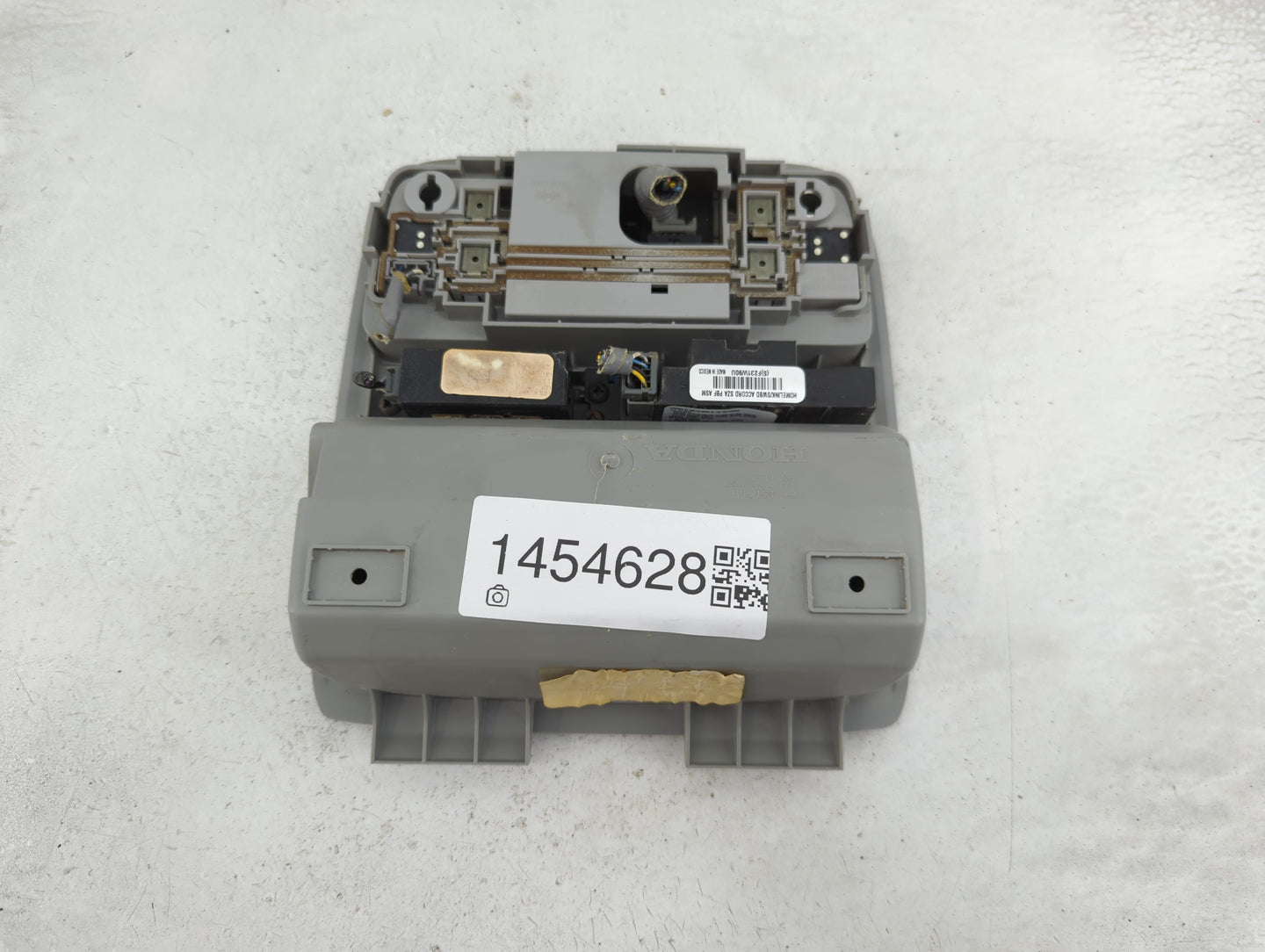2011 Honda Accord Overhead Roof Console - Oemusedautoparts1.com
