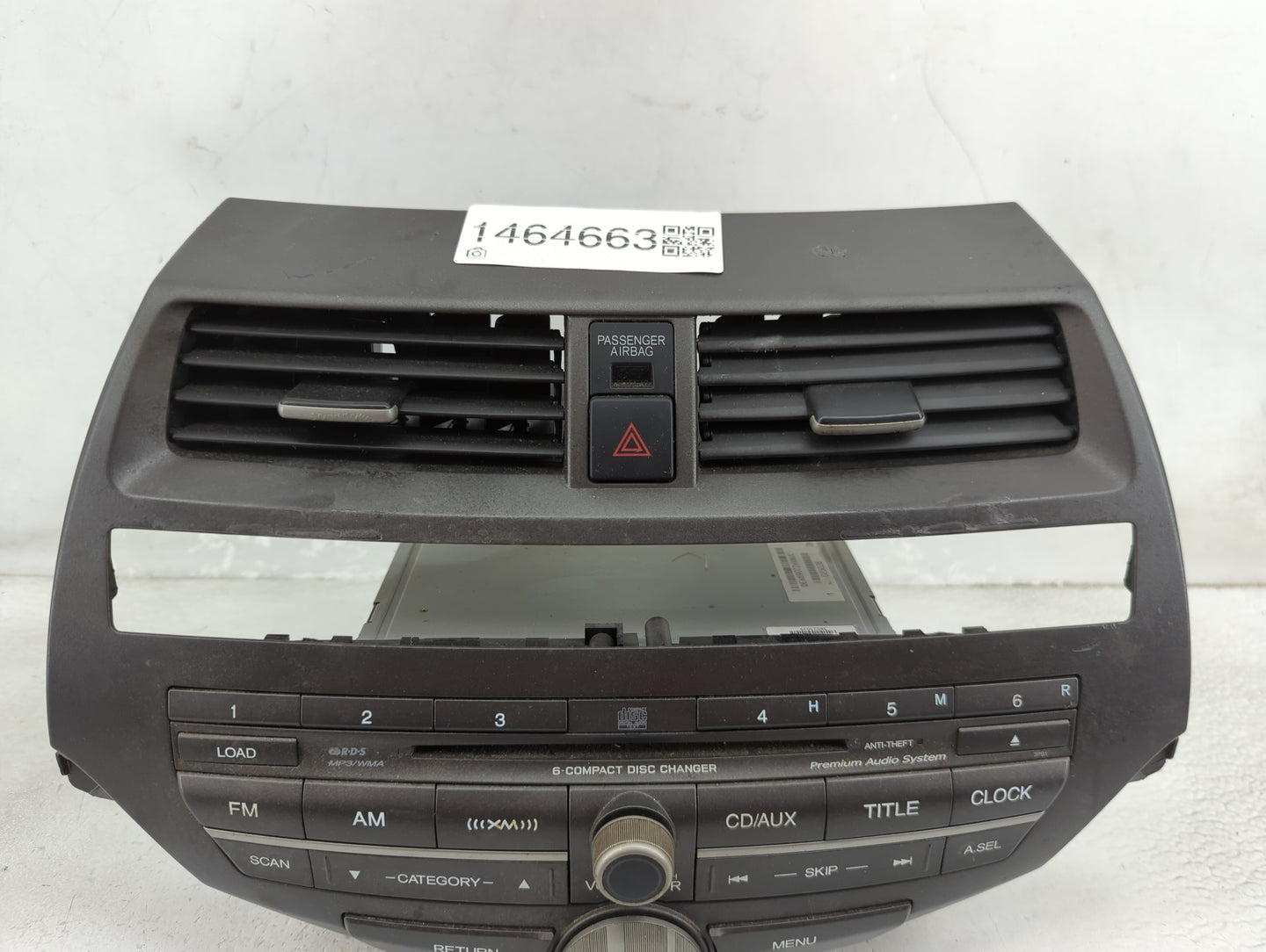 2010-2012 Honda Accord Radio AM FM Cd Player Receiver Replacement P/N:77260TA6A500 Fits Fits 2010 2011 2012 OEM Used Auto Pa