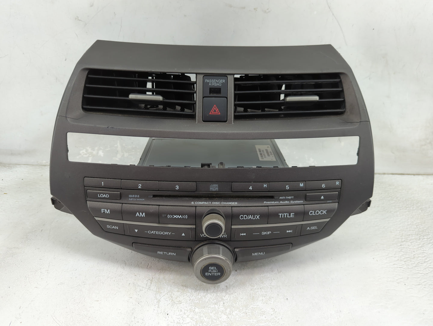 2011-2012 Honda Accord Radio AM FM Cd Player Receiver Replacement P/N:77260TA5A600 Fits Fits 2011 2012 OEM Used Auto Parts -