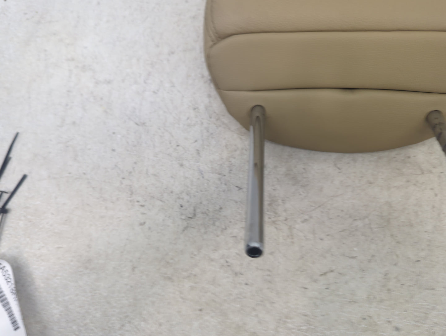 2011 Honda Accord Headrest Head Rest Front Driver Passenger Seat Fits OEM Used Auto Parts - Oemusedautoparts1.com