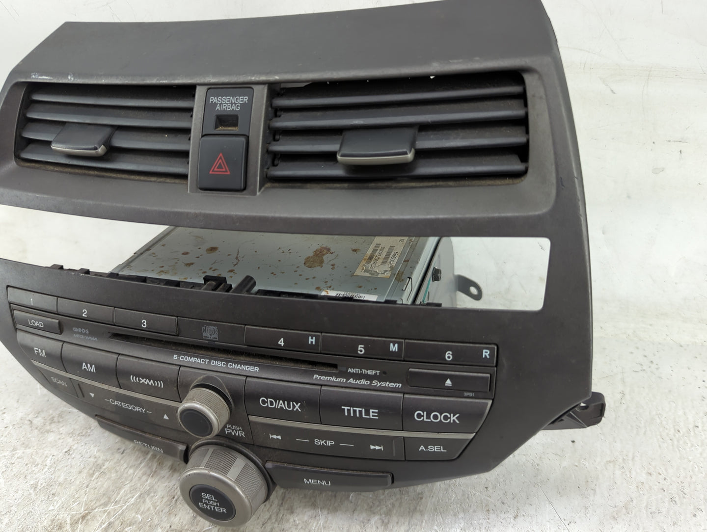 2010-2012 Honda Accord Radio AM FM Cd Player Receiver Replacement P/N:$R43977RDO140 Fits Fits 2010 2011 2012 OEM Used Auto P