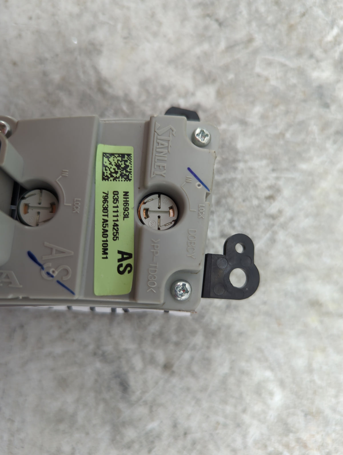 2011 Honda Accord Climate Control Module Temperature AC/Heater Replacement P/N:79630TA5A010M1 Fits OEM Used Auto Parts - Oem