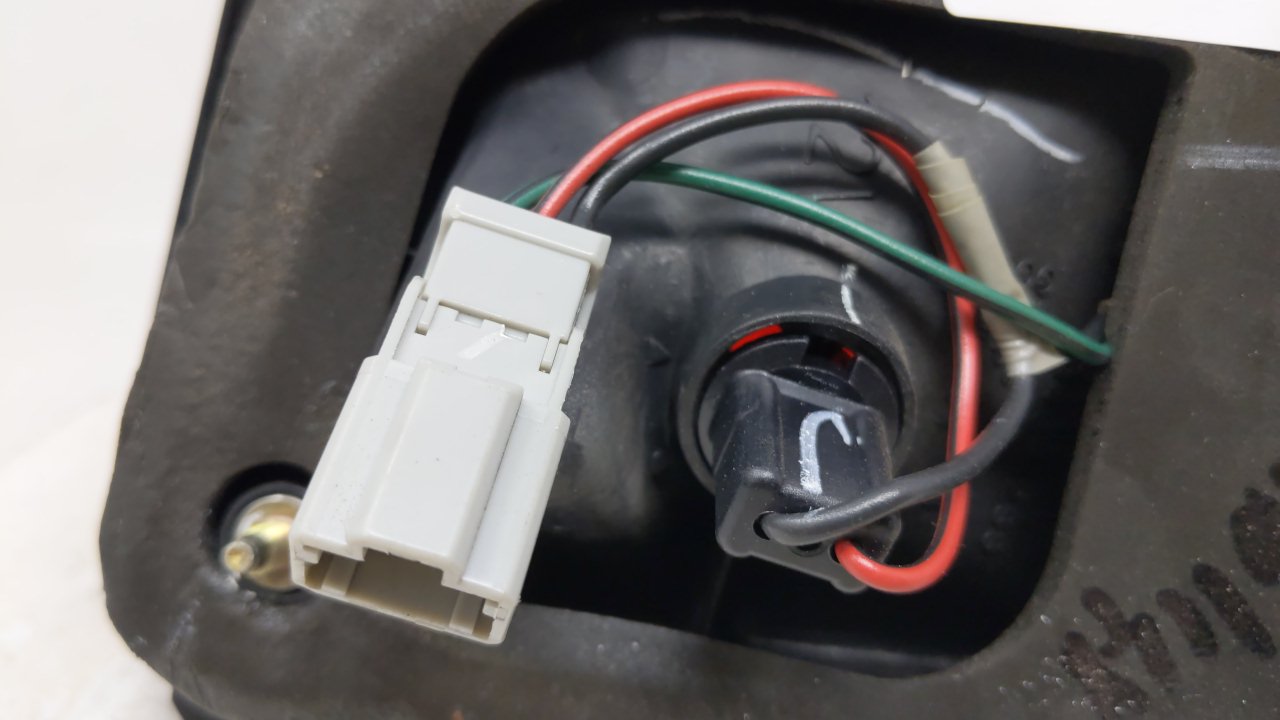 1996-1997 Honda Accord Tail Light Assembly Passenger Right OEM Fits Fits 1996 1997 OEM Used Auto Parts - Oemusedautoparts1.c