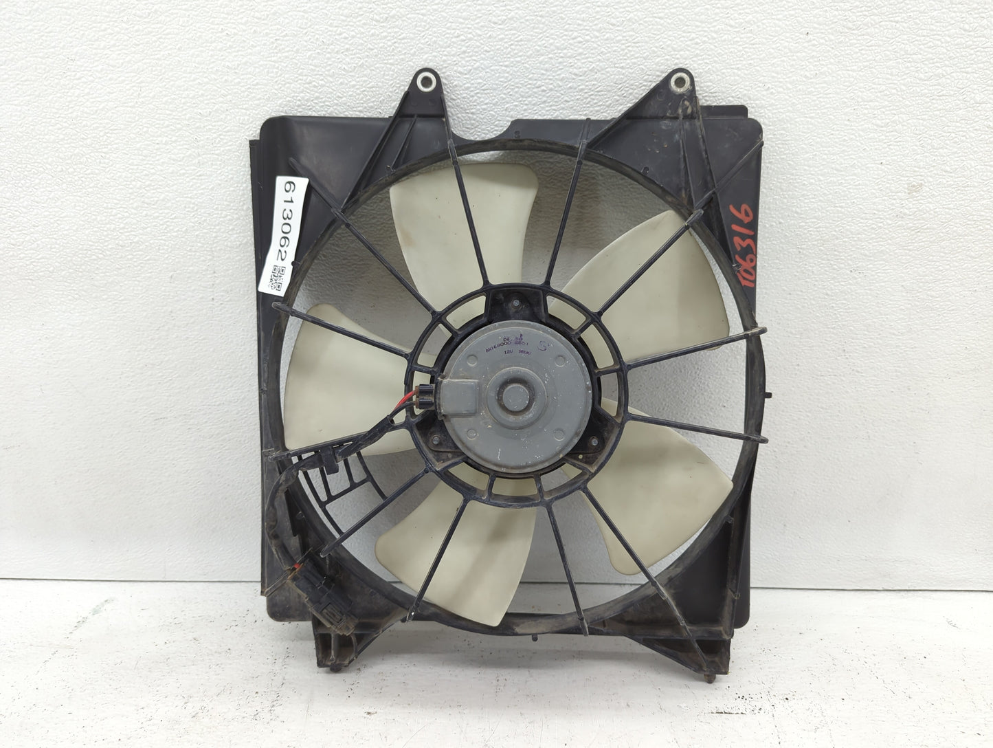 2011-2012 Honda Accord Left Radiator Fan Motor Assembly 613062 - Oemusedautoparts1.com