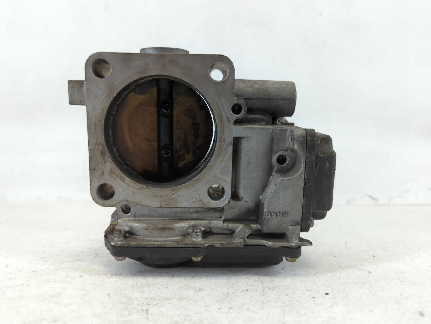 2008-2012 Honda Accord Throttle Body P/N:091181 1430 11M15 Fits Fits 2008 2009 2010 2011 2012 OEM Used Auto Parts - Oemuseda