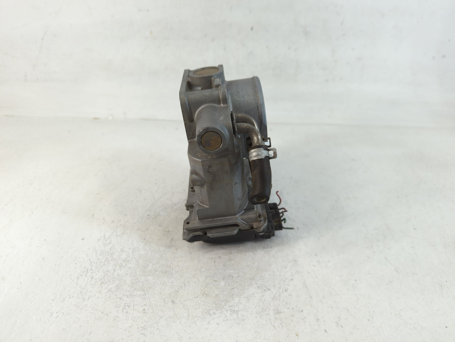 2010-2012 Honda Accord Throttle Body P/N:GMG1E Fits Fits 2009 2010 2011 2012 2013 2014 2015 2016 2017 OEM Used Auto Parts - 