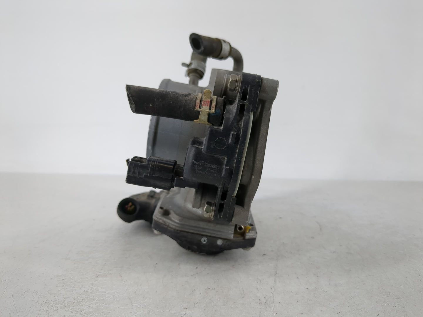 2006-2011 Honda Civic Throttle Body P/N:U30390082427 Fits Fits 2006 2007 2008 2009 2010 2011 OEM Used Auto Parts - Oemusedau