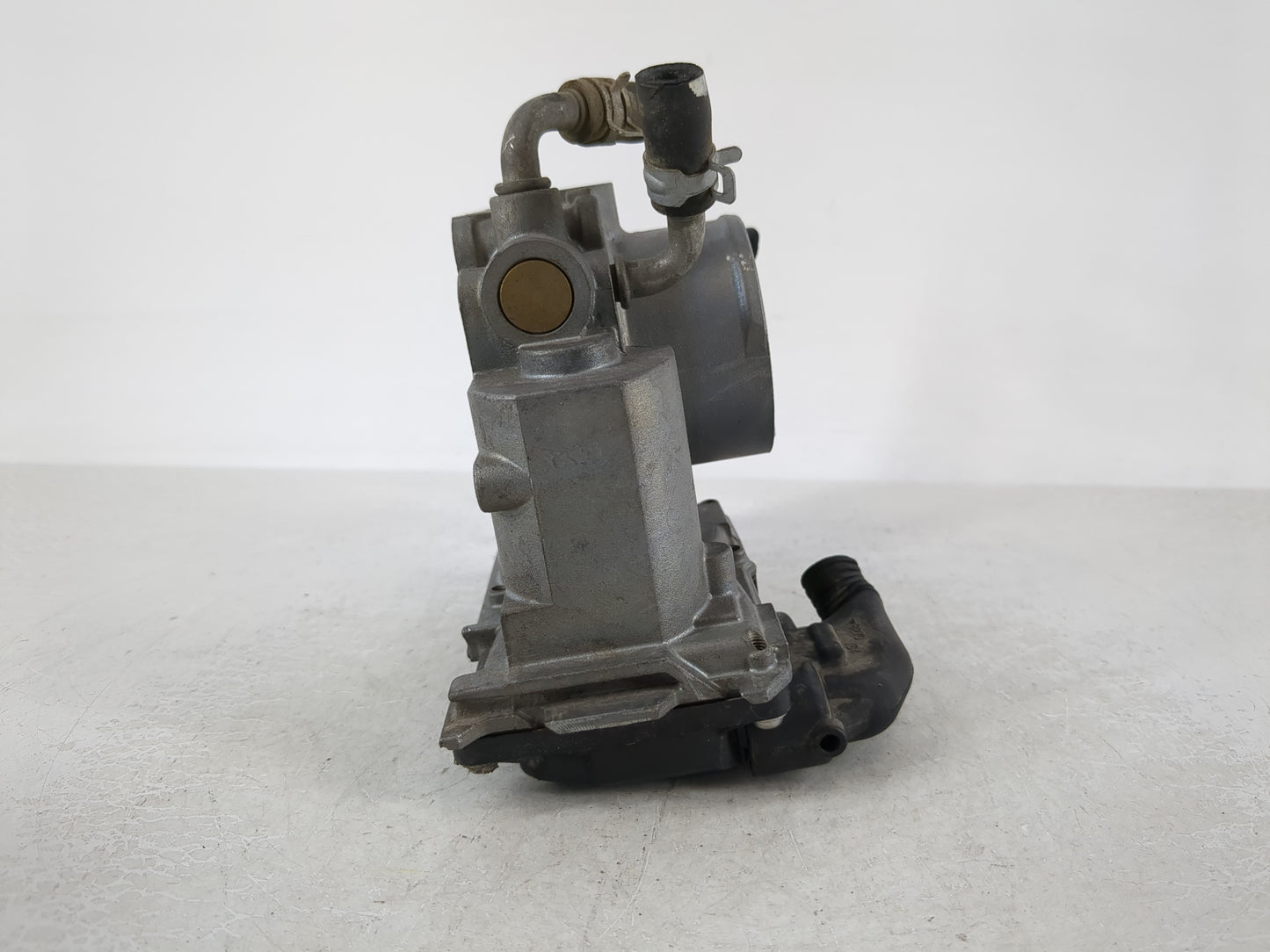 2006-2011 Honda Civic Throttle Body P/N:U30390082427 Fits Fits 2006 2007 2008 2009 2010 2011 OEM Used Auto Parts - Oemusedau