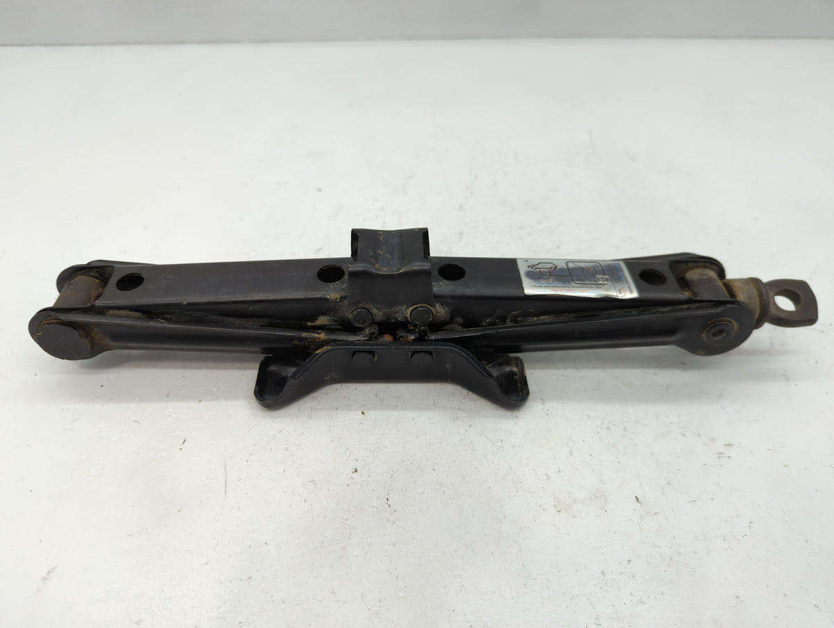2011 Honda Civic Spare Scissor Car Jack - Oemusedautoparts1.com