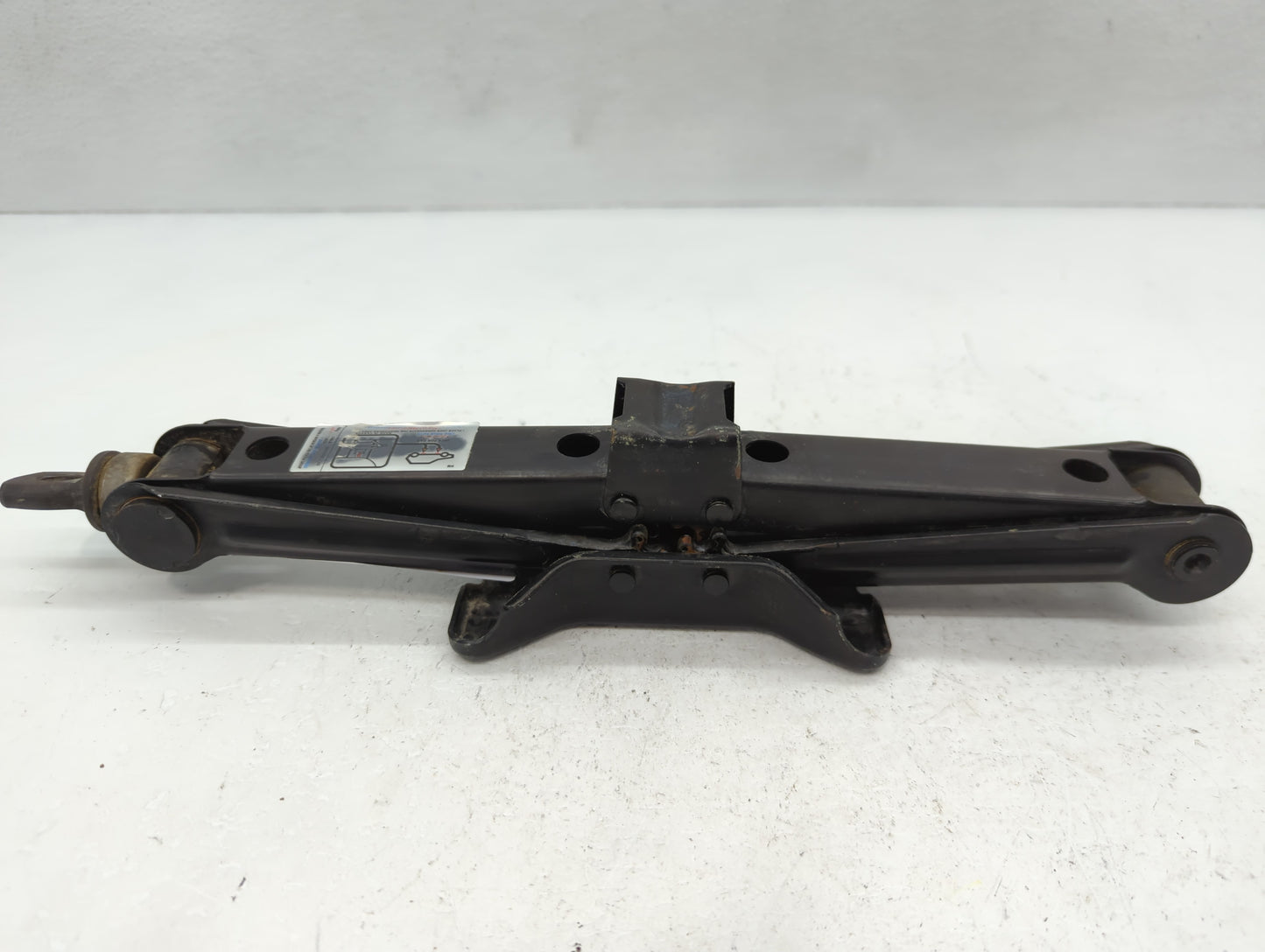 2011 Honda Civic Spare Scissor Car Jack - Oemusedautoparts1.com