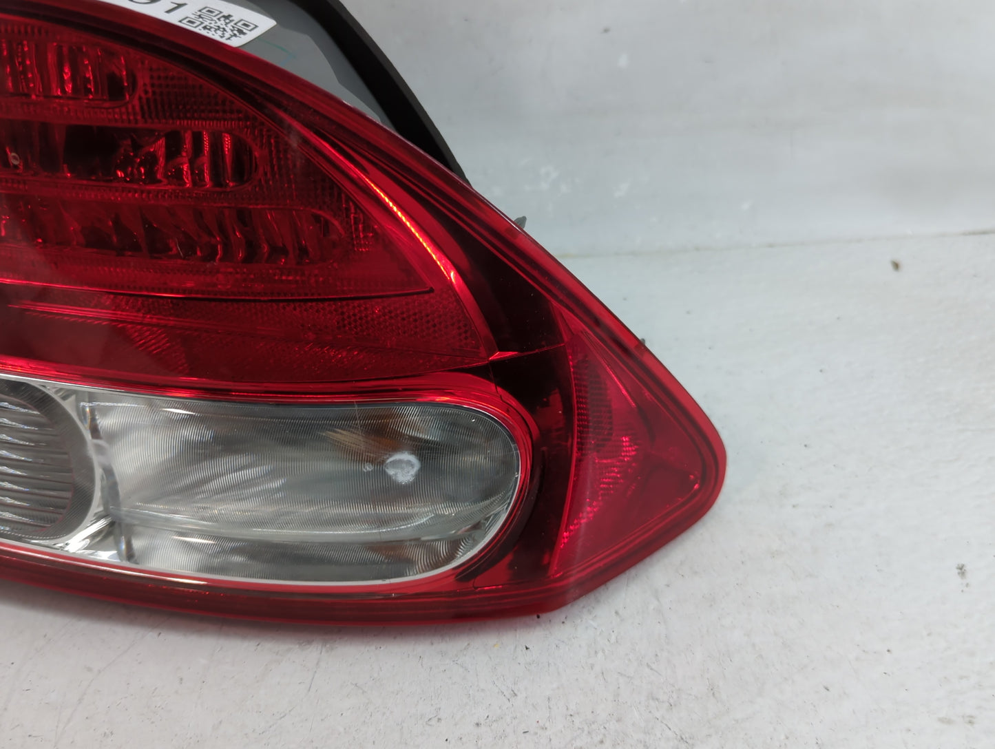 2009-2011 Honda Civic Tail Light Assembly Passenger Right OEM Fits Fits 2009 2010 2011 OEM Used Auto Parts - Oemusedautopart