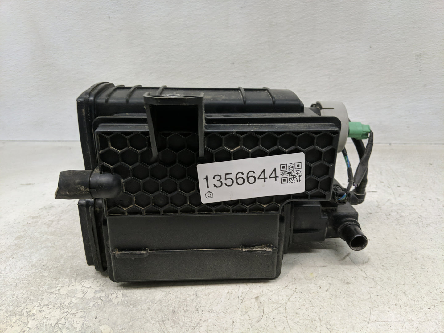 2011 Honda Civic Fuel Vapor Charcoal Canister - Oemusedautoparts1.com