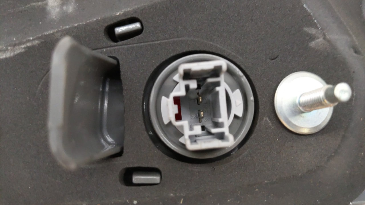 2006-2011 Honda Civic Tail Light Assembly Passenger Right OEM Fits Fits 2006 2007 2008 2009 2010 2011 OEM Used Auto Parts - 