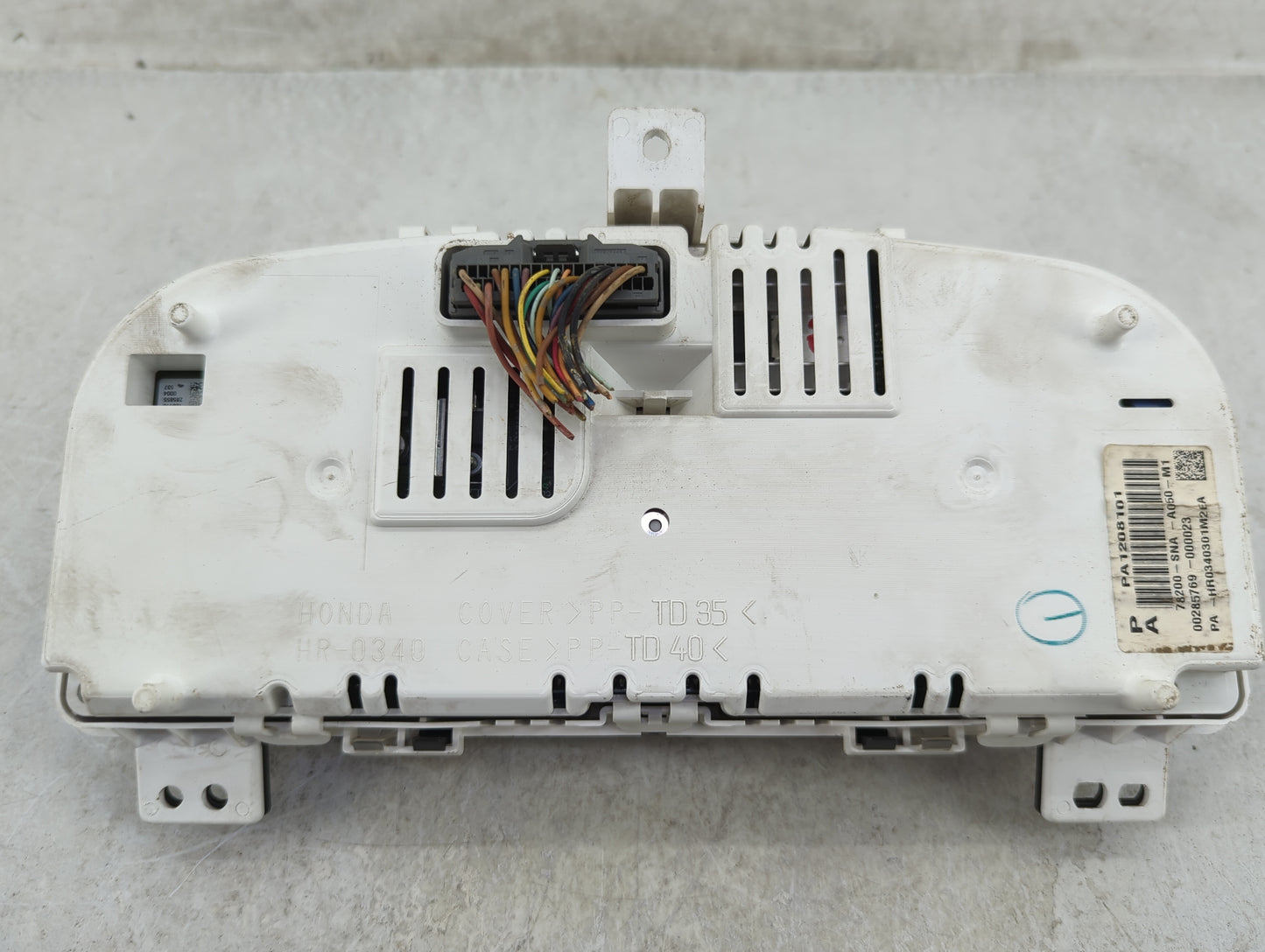 2006-2011 Honda Civic Instrument Cluster Speedometer Gauges P/N:78200-SNA-A050-M1 PA1208101 Fits OEM Used Auto Parts - Oemus