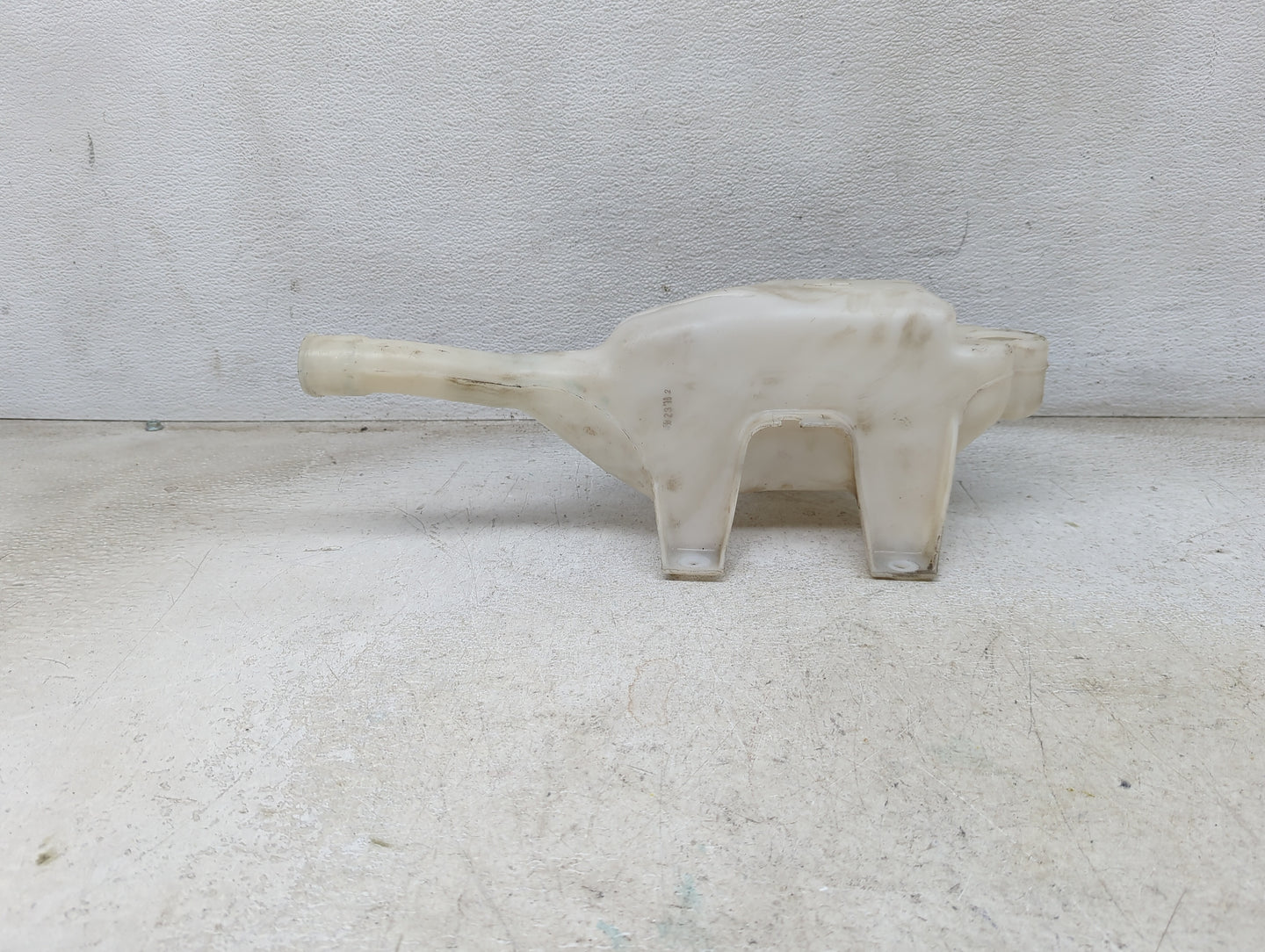 2006-2011 Honda Civic Windshield Washer Fluid Reservoir Bottle Oem 1474143 - Oemusedautoparts1.com