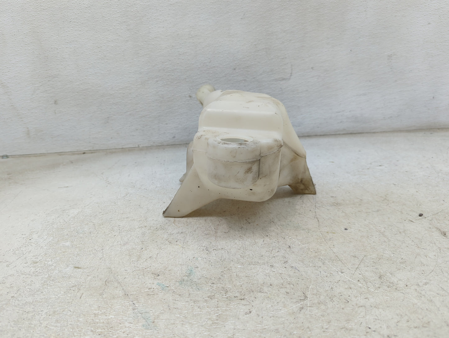 2006-2011 Honda Civic Windshield Washer Fluid Reservoir Bottle Oem 1474143 - Oemusedautoparts1.com